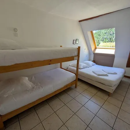 Hotell De 3*