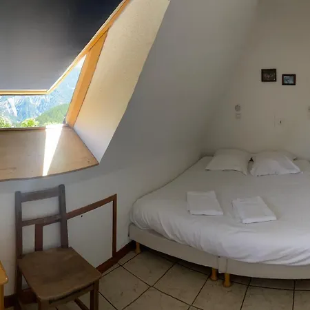 Hotel De 3*